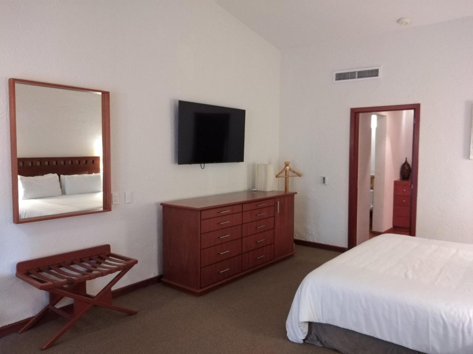 Camino Real Guadalajara Hotell Zapopan Eksteriør bilde A bedroom at the hotel
